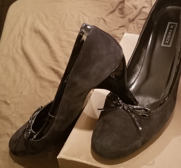 Shoes - Picture 4 of 6